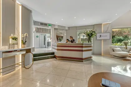 What conditions can Morpheus8 treat?