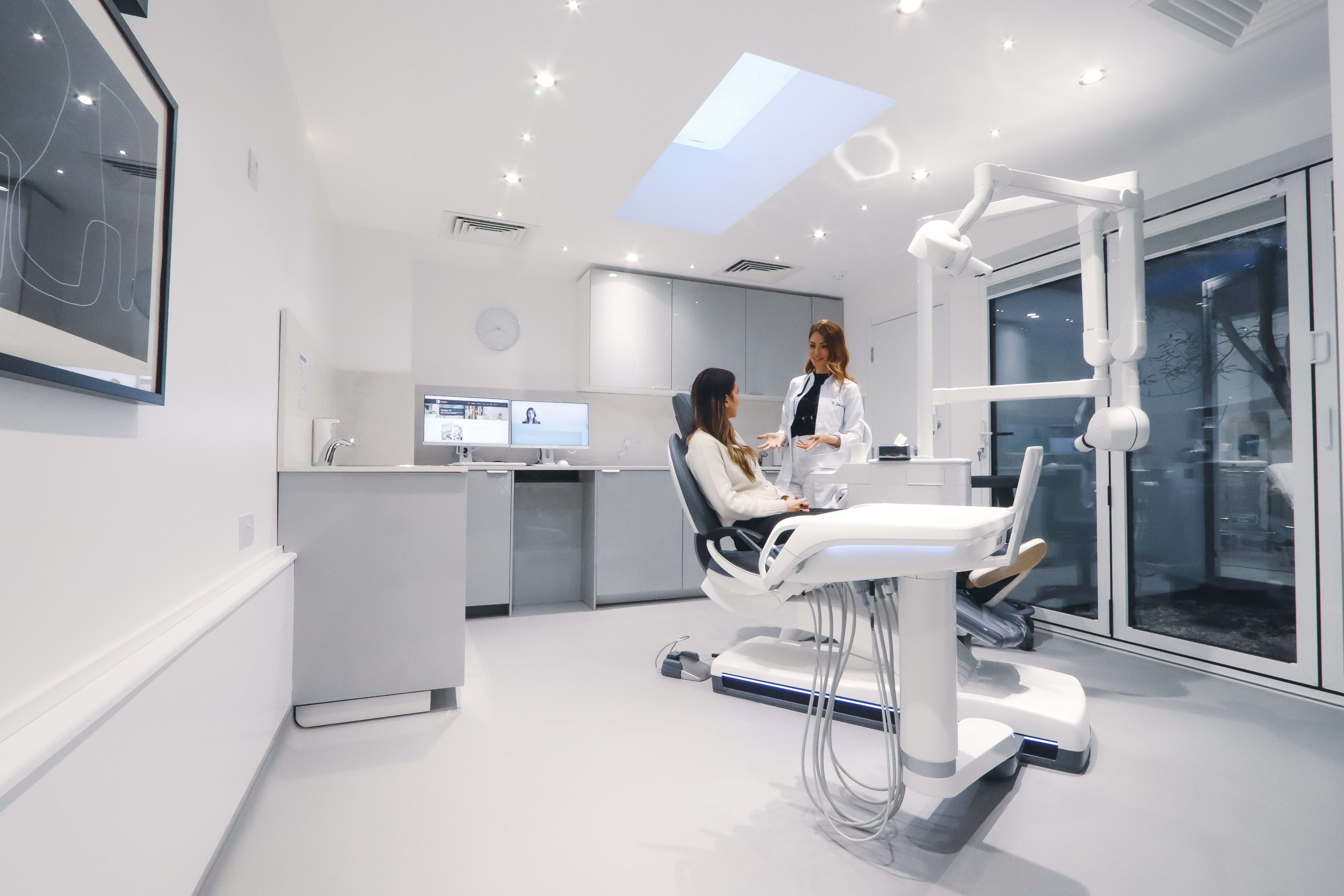 In Clinic Teeth Whitening